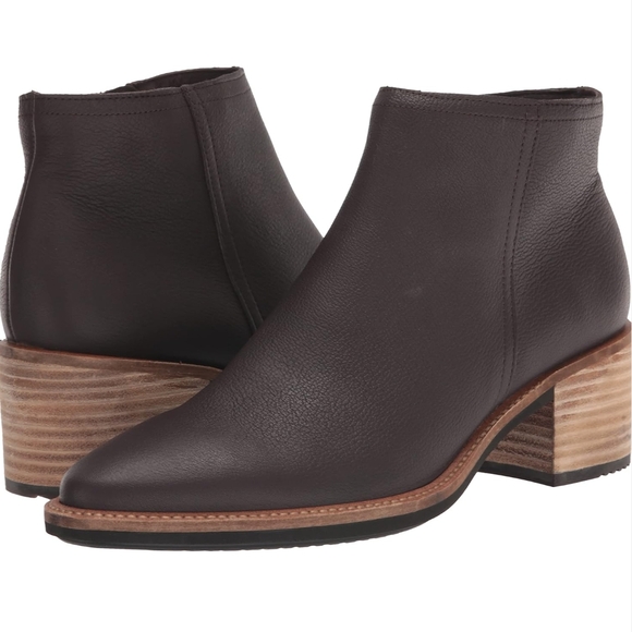 Ecco Shoes - ECCO Water Resistant Low Ankle Boot Color Shale Size41 Us 10.5.like New